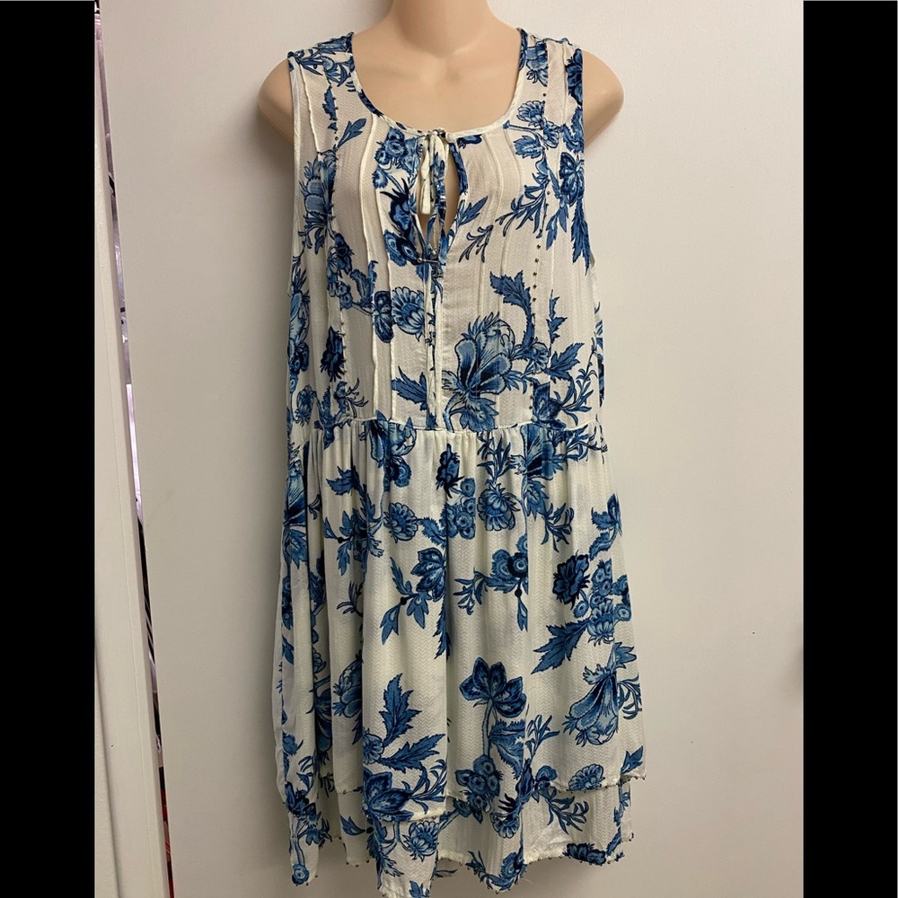 William‎ Rast blue flower beaded tank boho dress medium.